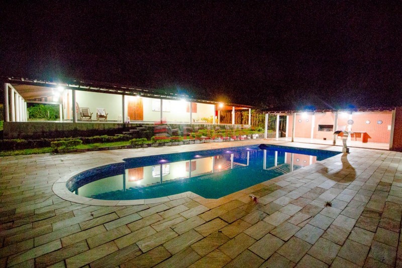 Chácara à venda com 3 quartos, 4300m² - Foto 25
