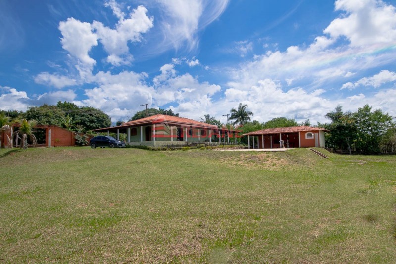 Chácara à venda com 3 quartos, 4300m² - Foto 15