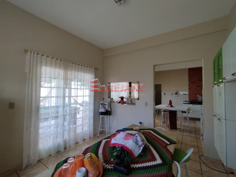 Chácara à venda com 4 quartos, 2250m² - Foto 12