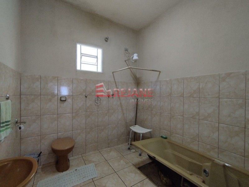 Chácara à venda com 4 quartos, 2250m² - Foto 13