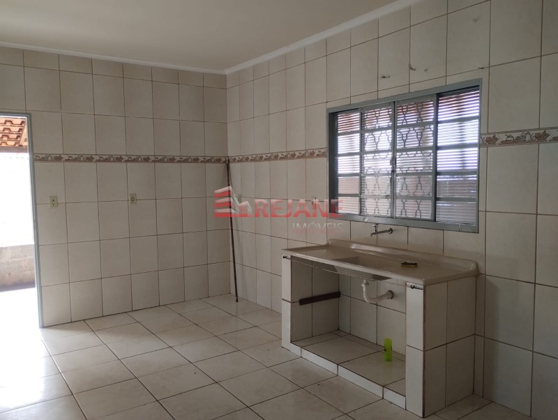 Casa à venda com 3 quartos, 140m² - Foto 10