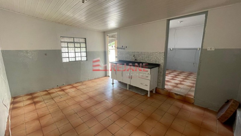 Casa à venda com 3 quartos, 122m² - Foto 9