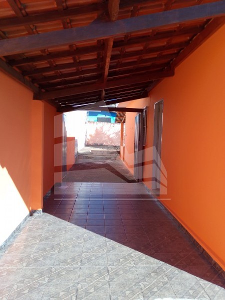 Casa à venda com 3 quartos, 91m² - Foto 4
