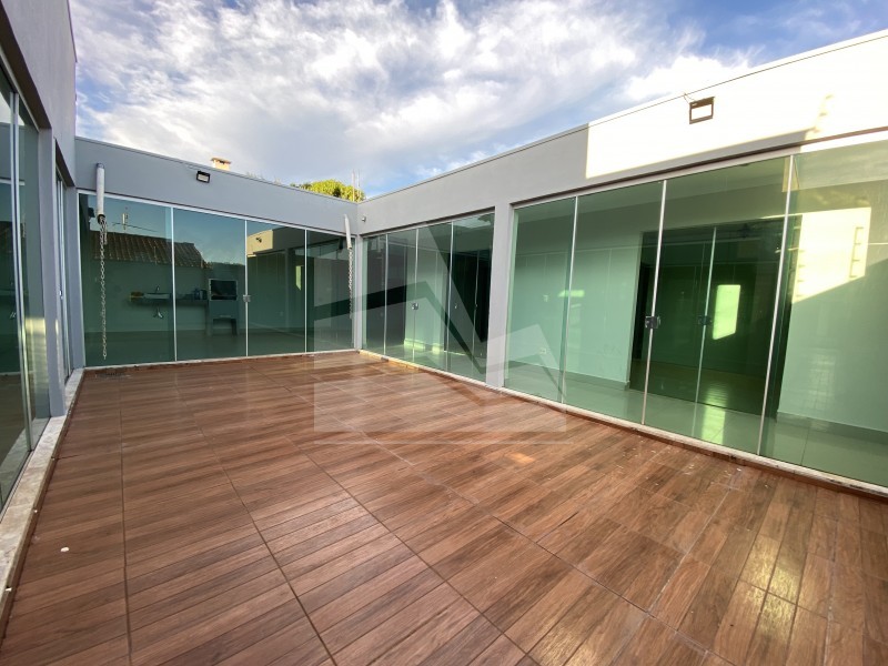 Casa à venda e aluguel, 208m² - Foto 4