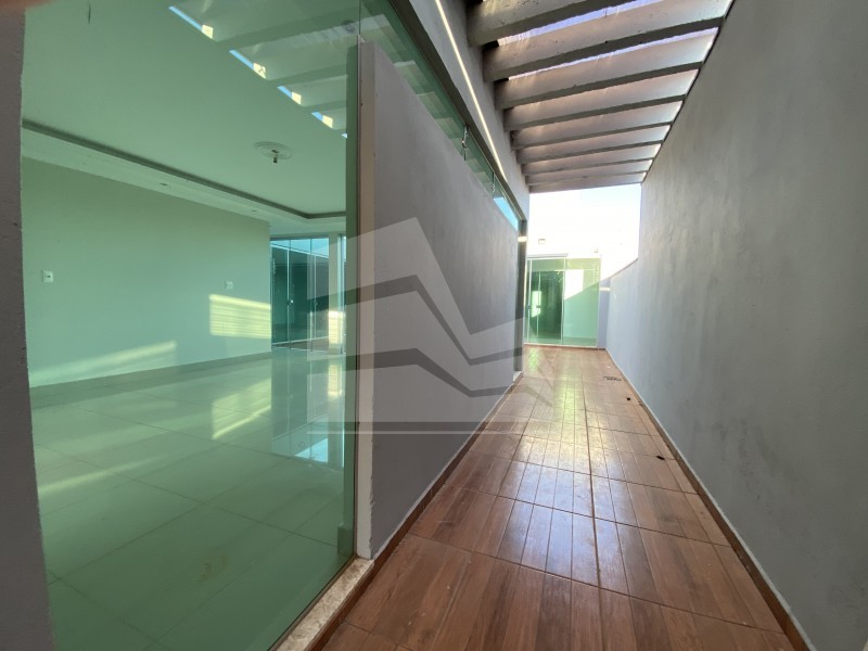 Casa à venda e aluguel, 208m² - Foto 2