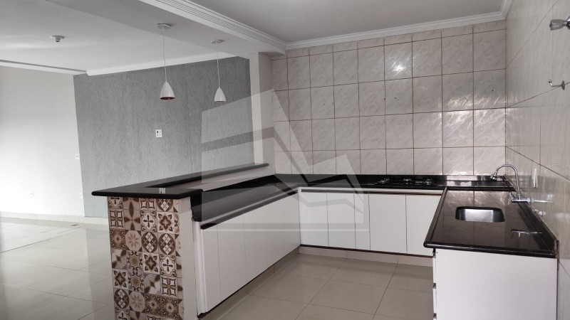 Casa à venda e aluguel com 3 quartos, 208m² - Foto 16