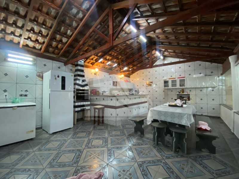 Chácara, 4 quartos, 2250 m² - Foto 17